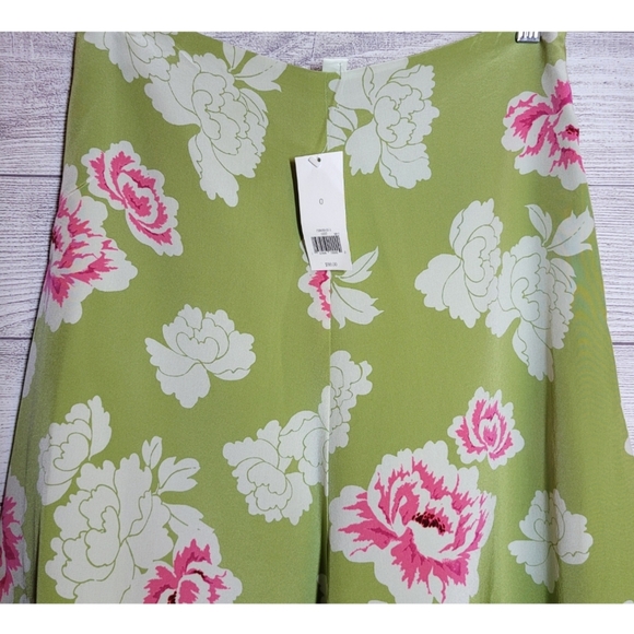 Banana Republic 100% Silk Women's Skirt Size 0 Floral Flowy Pastel Green Lined - Picture 6 of 14